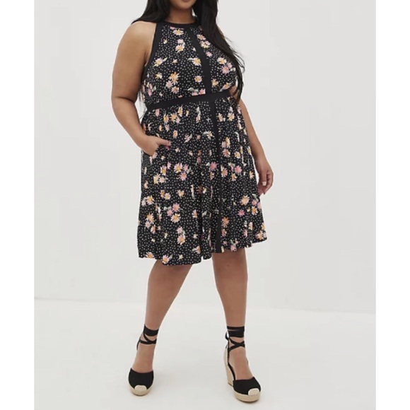🆕 Black Floral Studio Knit Halter Skater Dress 3 3X 22 24 NWT Torrid New! - Picture 2 of 6
